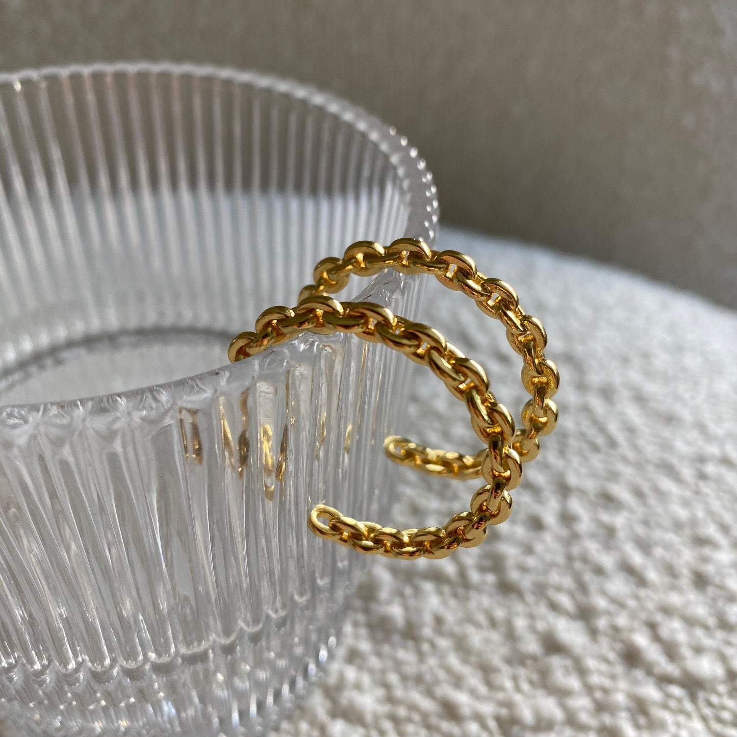 PAPERCLIP LINK GOLD HOOPS EARRINGS