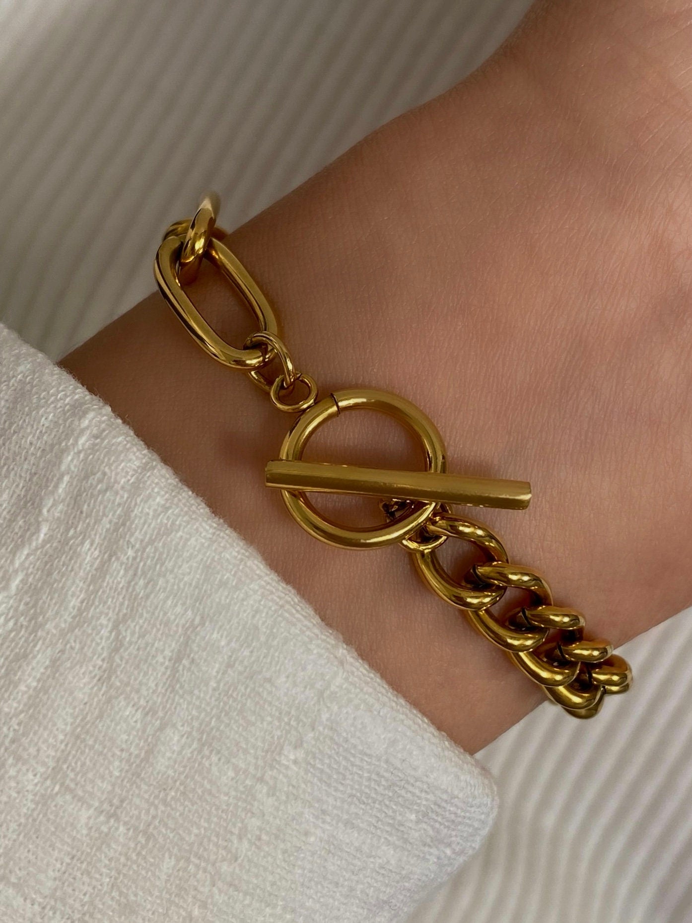 PAPERCLIP 2 LINK GOLD BRACELET